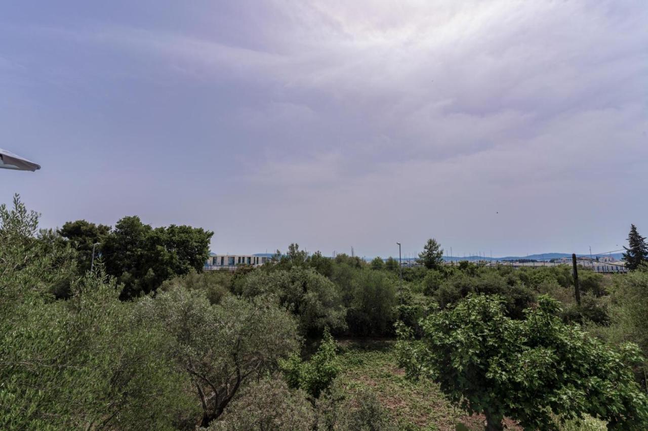 Apartments Happy Сукошан Экстерьер фото