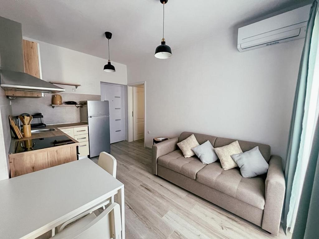 Apartments Happy Сукошан Экстерьер фото